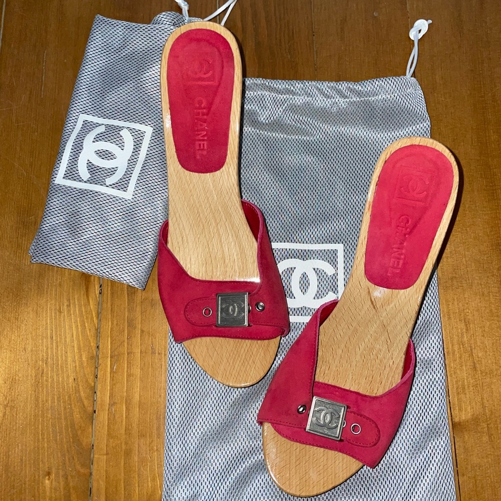 CHANEL Mules - never been worn